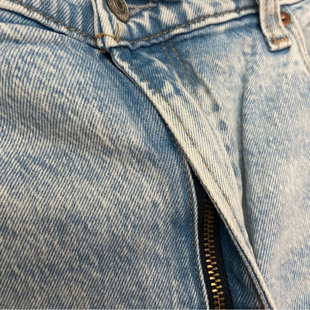 Abercrombie & Fitch Light Blue Straight Leg Jeans - Picture 10 of 12
